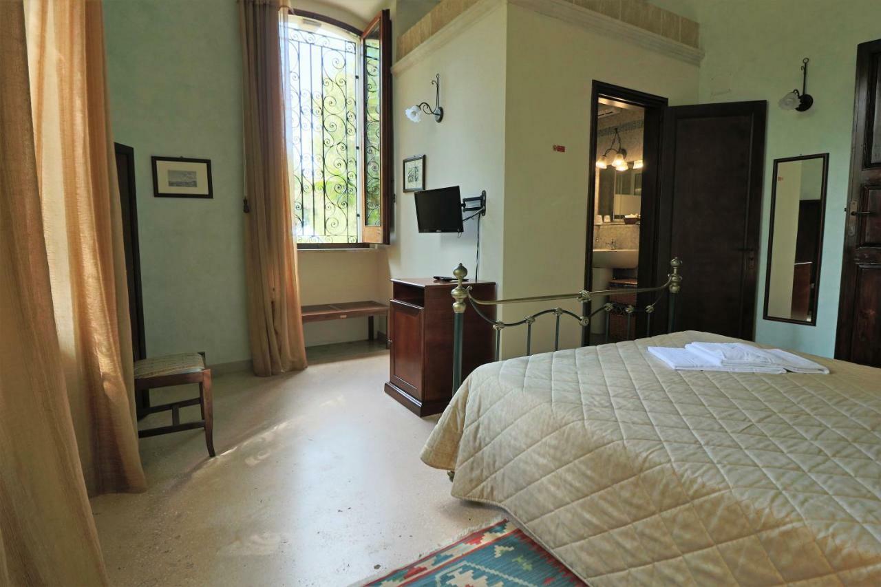 Hotel Dimora Relais Excelsa Gallipoli Exterior foto